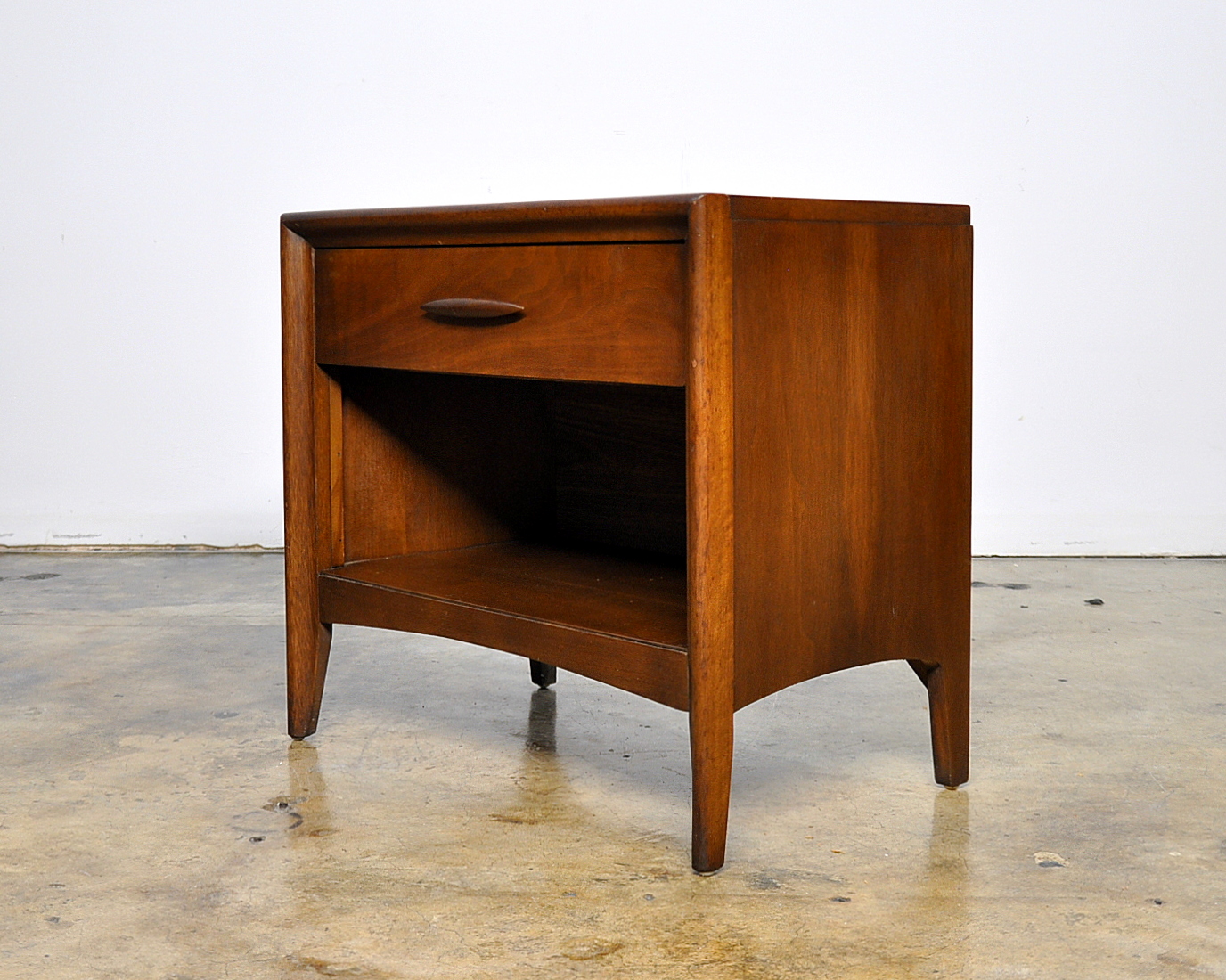 SELECT MODERN Broyhill Nightstand, Side or End Table