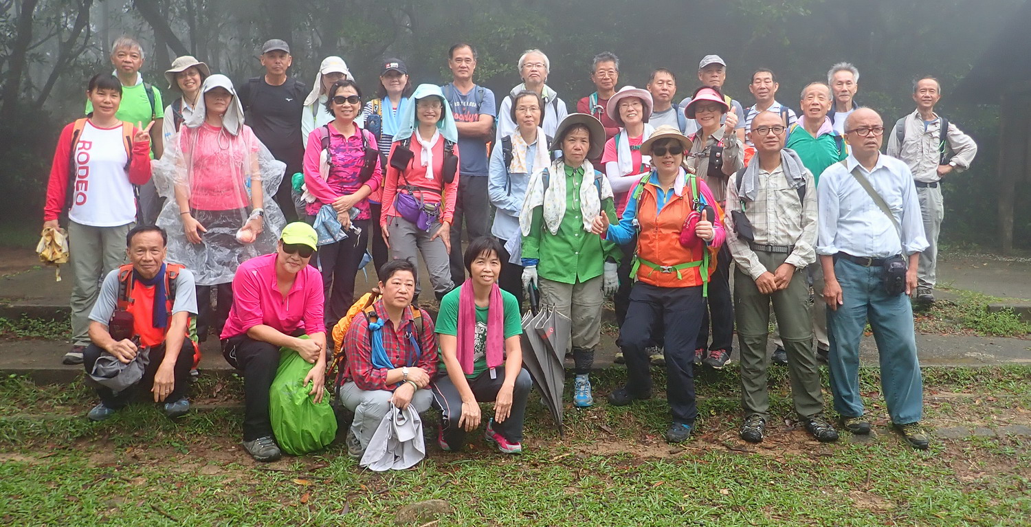 香 港 行 山 隊 一 覽  本港旅行團