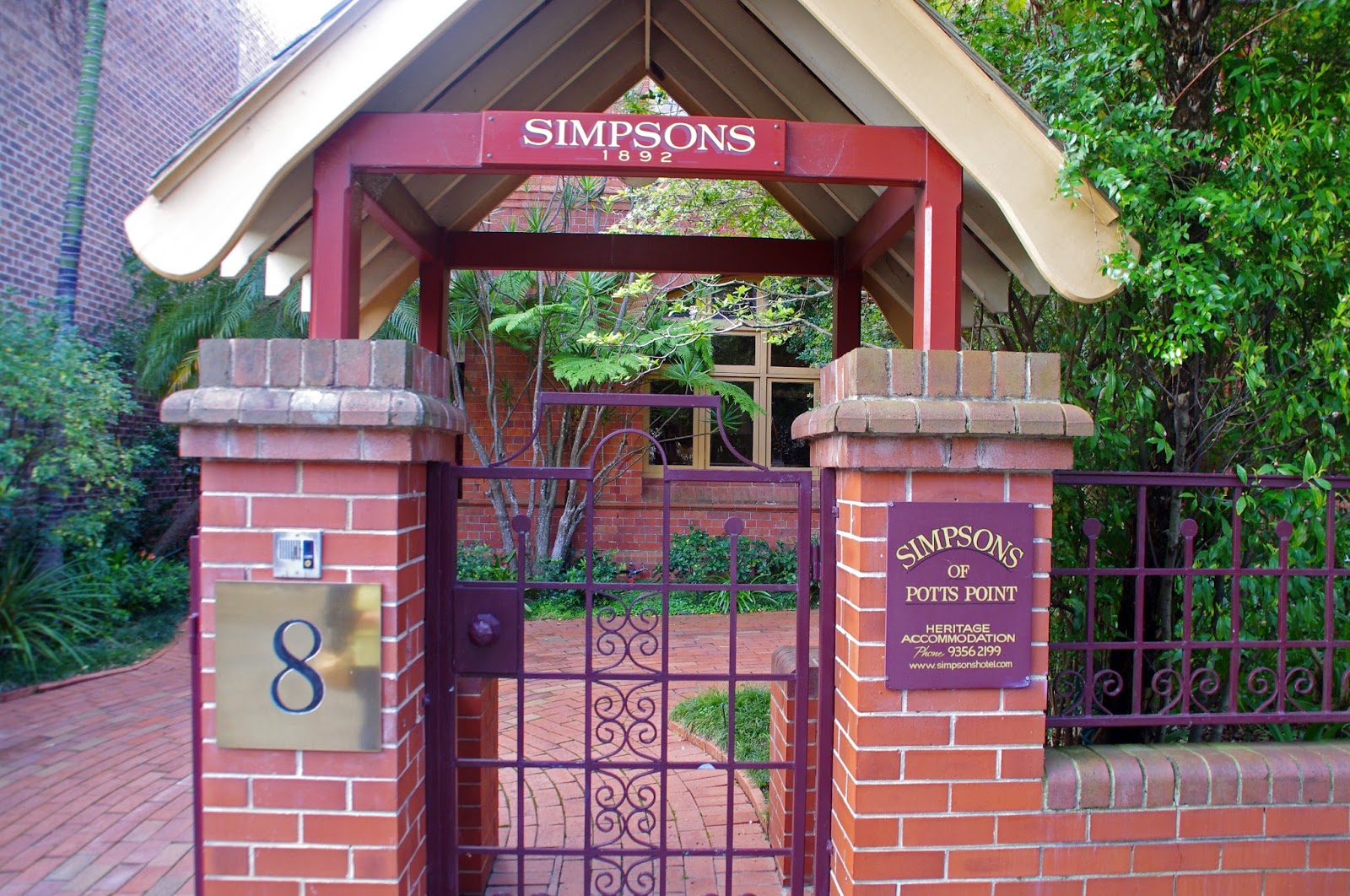 A Luxurious Stay at the Historical Simpsons Hotel of Potts Point The