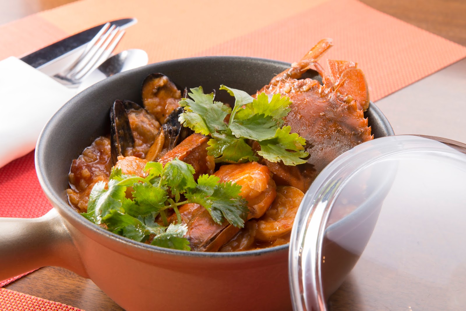 Signature Hot Pot Portuguese Seafood Rice Recipe @Sheraton-Grand Macao ...