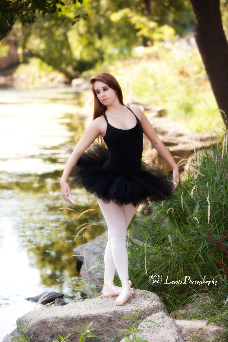 Lewis Photography Michaela Mount Horeb High School Senior Portrait Lewis Photography