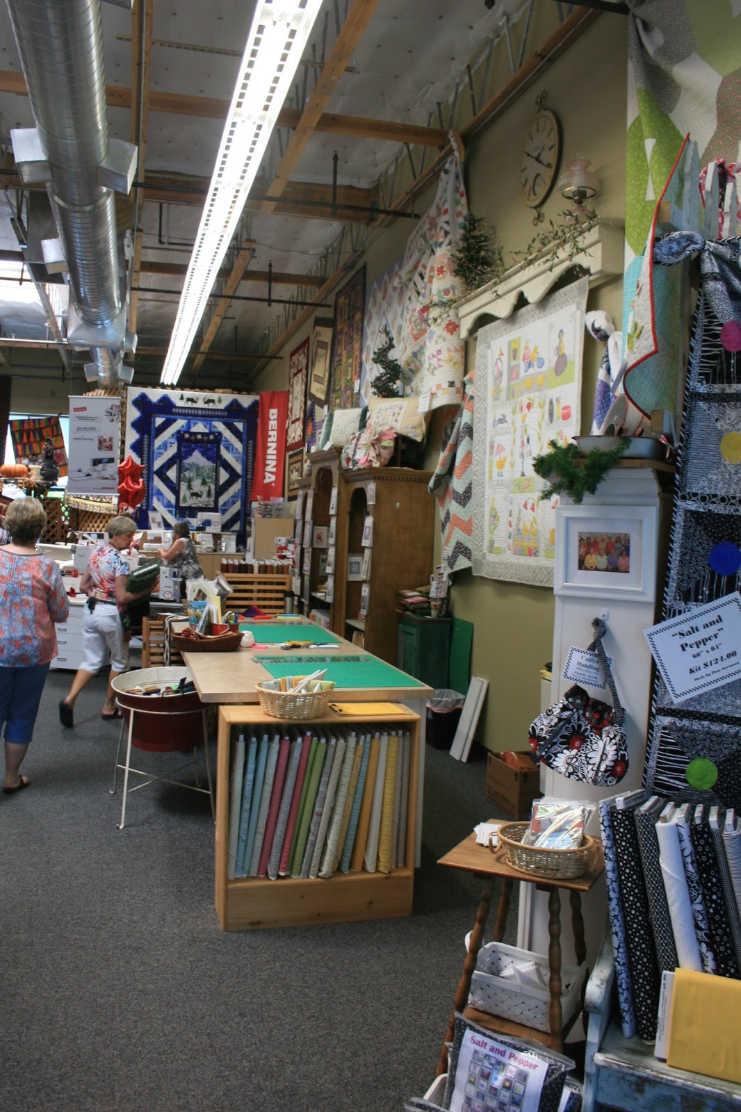 shhdesigns Bend Oregon Quilt Shops.