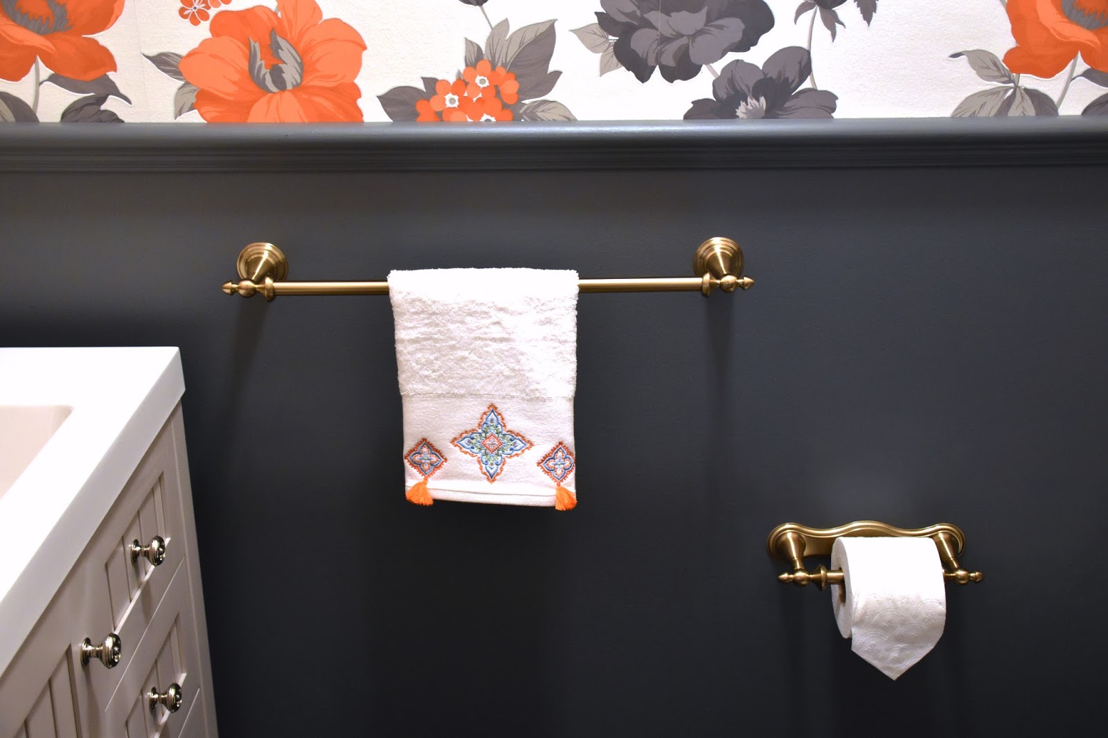 Woman in Real Life Our Powder Room Makeover The Big Reveal!