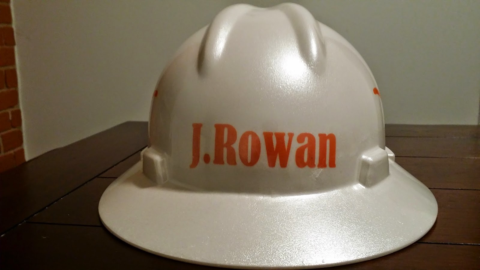 Zimmer DesignZ Custom Paint Halliburton and UT hard hats this weekend.