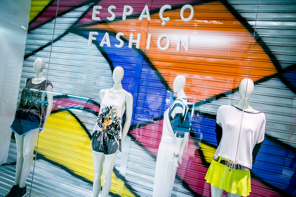 Do útil ao fútil, nunca inútil Espaço Fashion lança coleção de verão