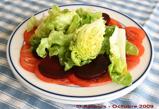  539º Menú, Arroz blanco con asadurilla de cordero, bonito encebollado con cherrys, ensalada y fruta 
