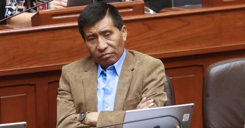 MOISÉS MAMANI: Levantan inmunidad a congresista fujimorista por tocamientos indebidos MOISÉS MAMANI: Levantan inmunidad a congresista fujimorista por tocamientos indebidos