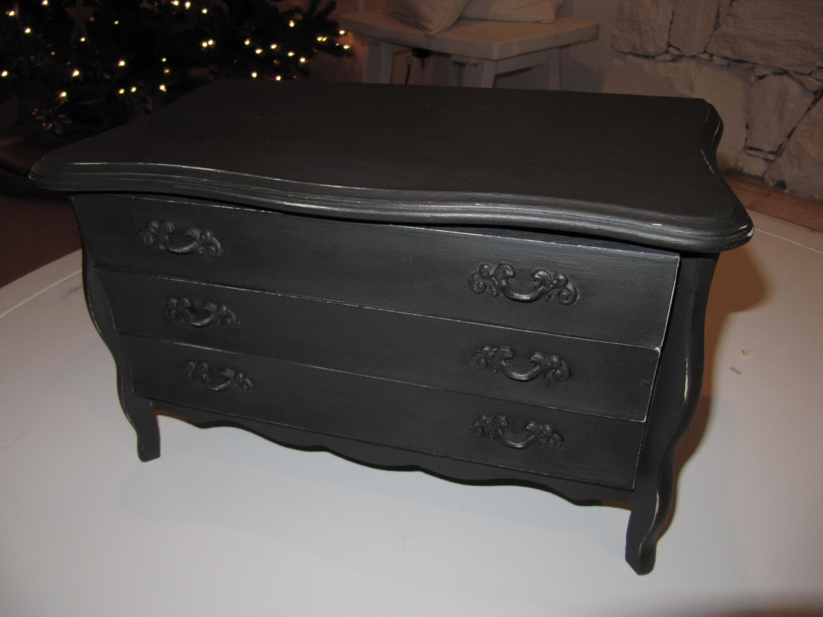 Jentiques Miniature Dresser Jewelry Box