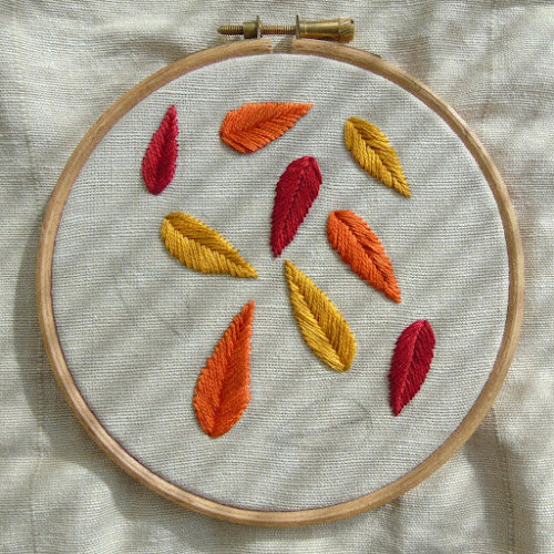 autumn leaves embroidery hoop created using fishbone stitch