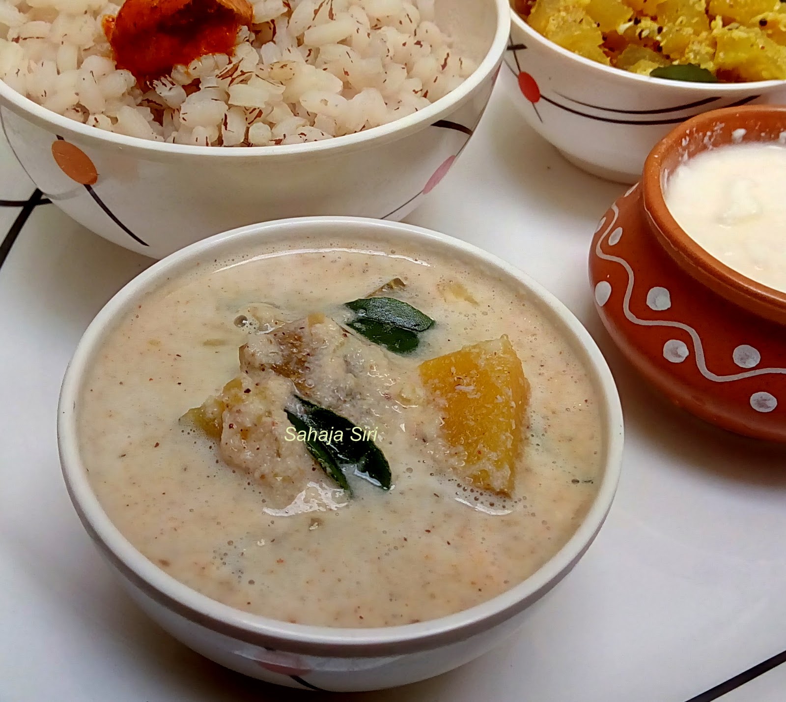 Pumpkin curry with coconut cumin gravy/ Sihi kumbala Kalasu/ Jeerige Bendi