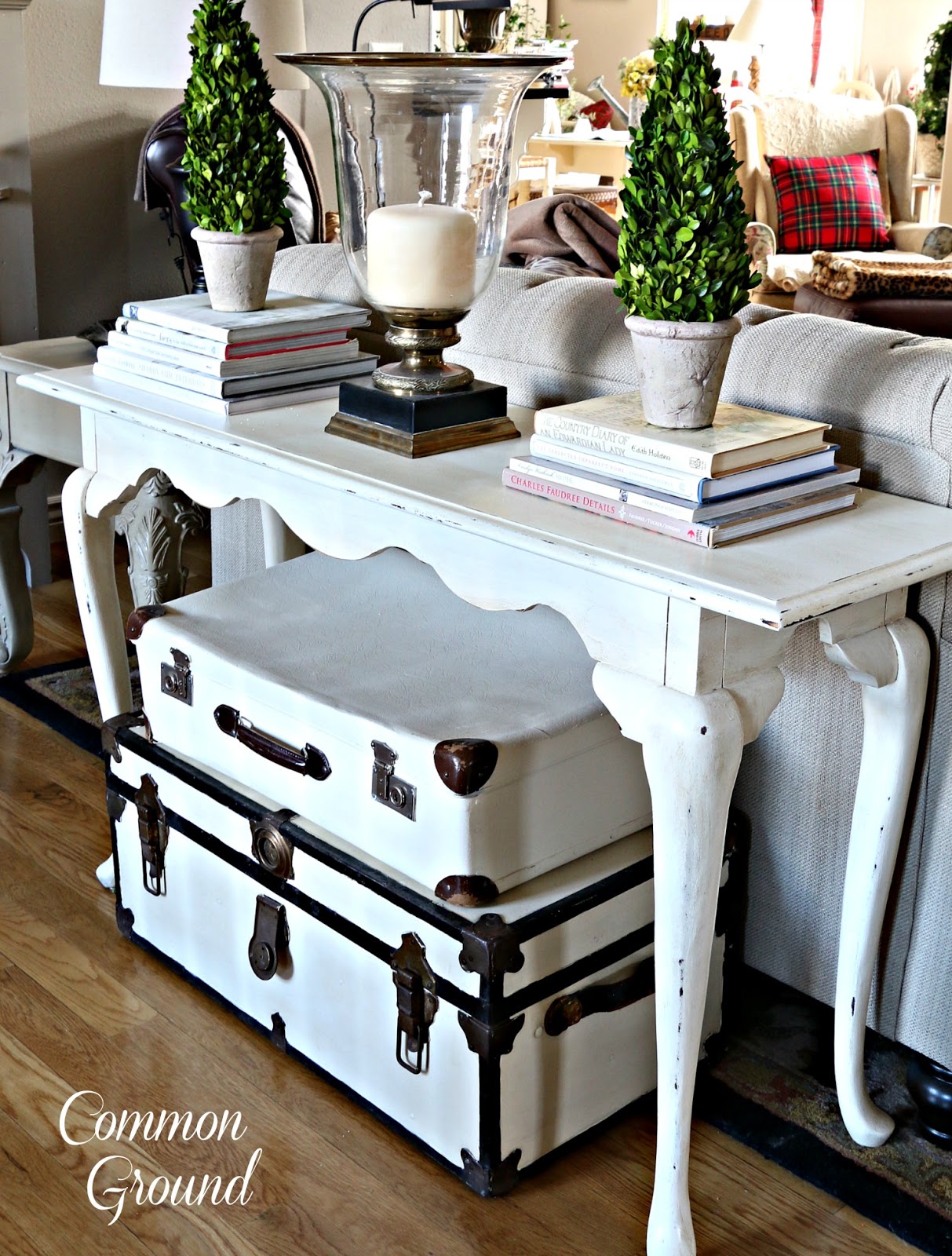 common ground Vintage White Suitcases Make a Comeback...