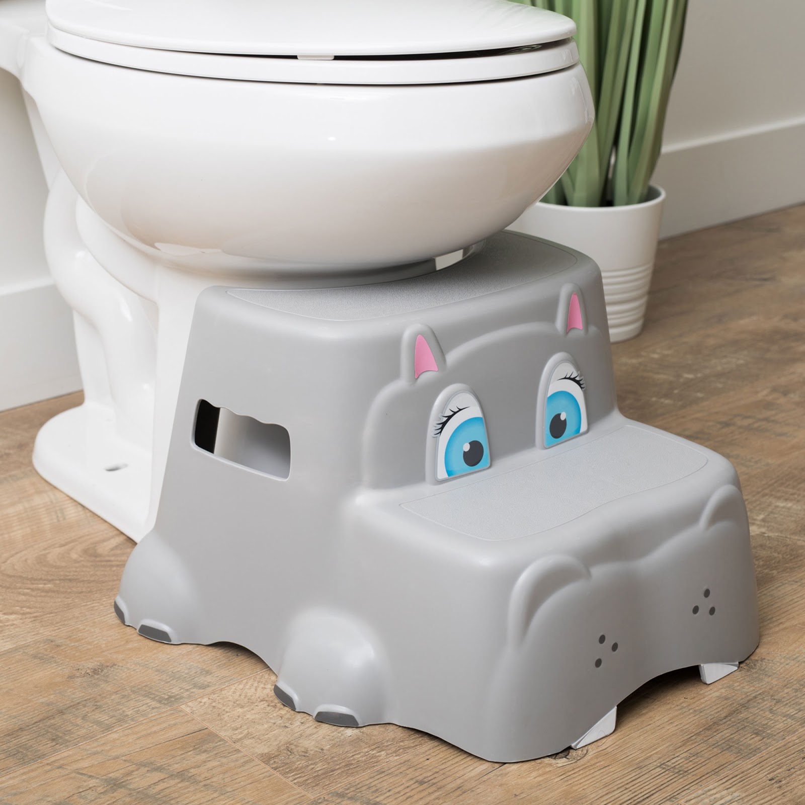 Why The Squatty Potty Is The Best Thing For Your Booty!