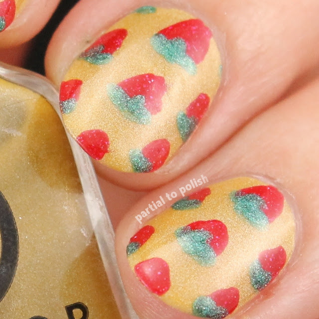 Holographic Strawberries Featuring Doctor Lacquer Carotene Holo, piCture pOlish O'Hara & B Squared Lacquer Change The Game