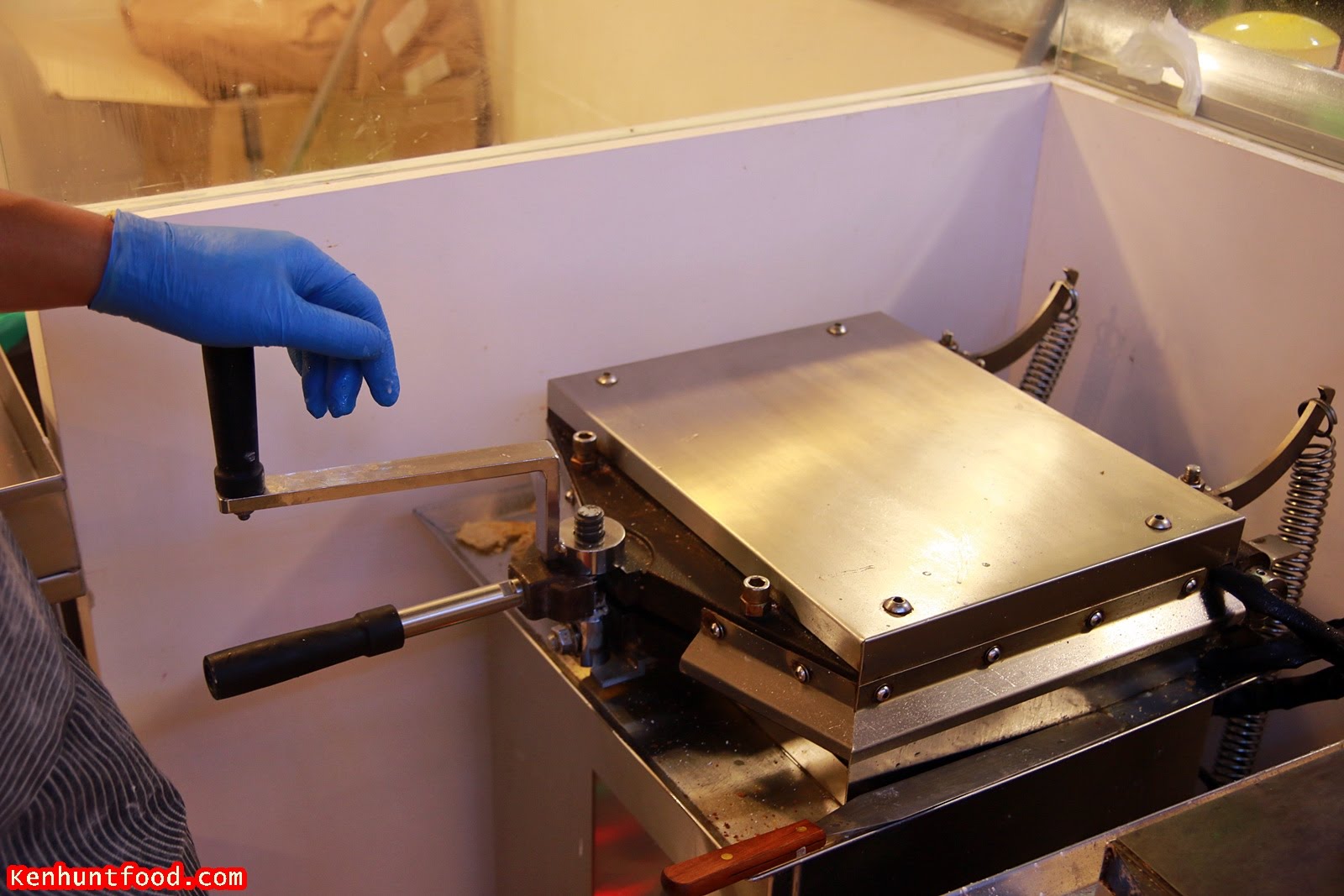 Ken Hunts Food Tako Senbei Japanese Seafood Crackers Gurney Plaza