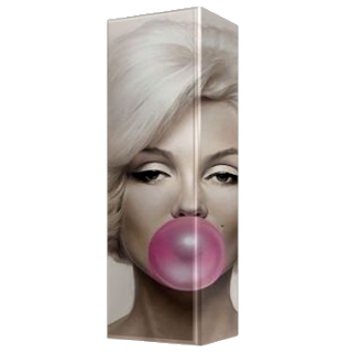 Abecedario 3D de Marilyn Comiendo Chicle.