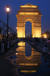 india gate night paris luvs lose too much triomphe arc lighting looks lot