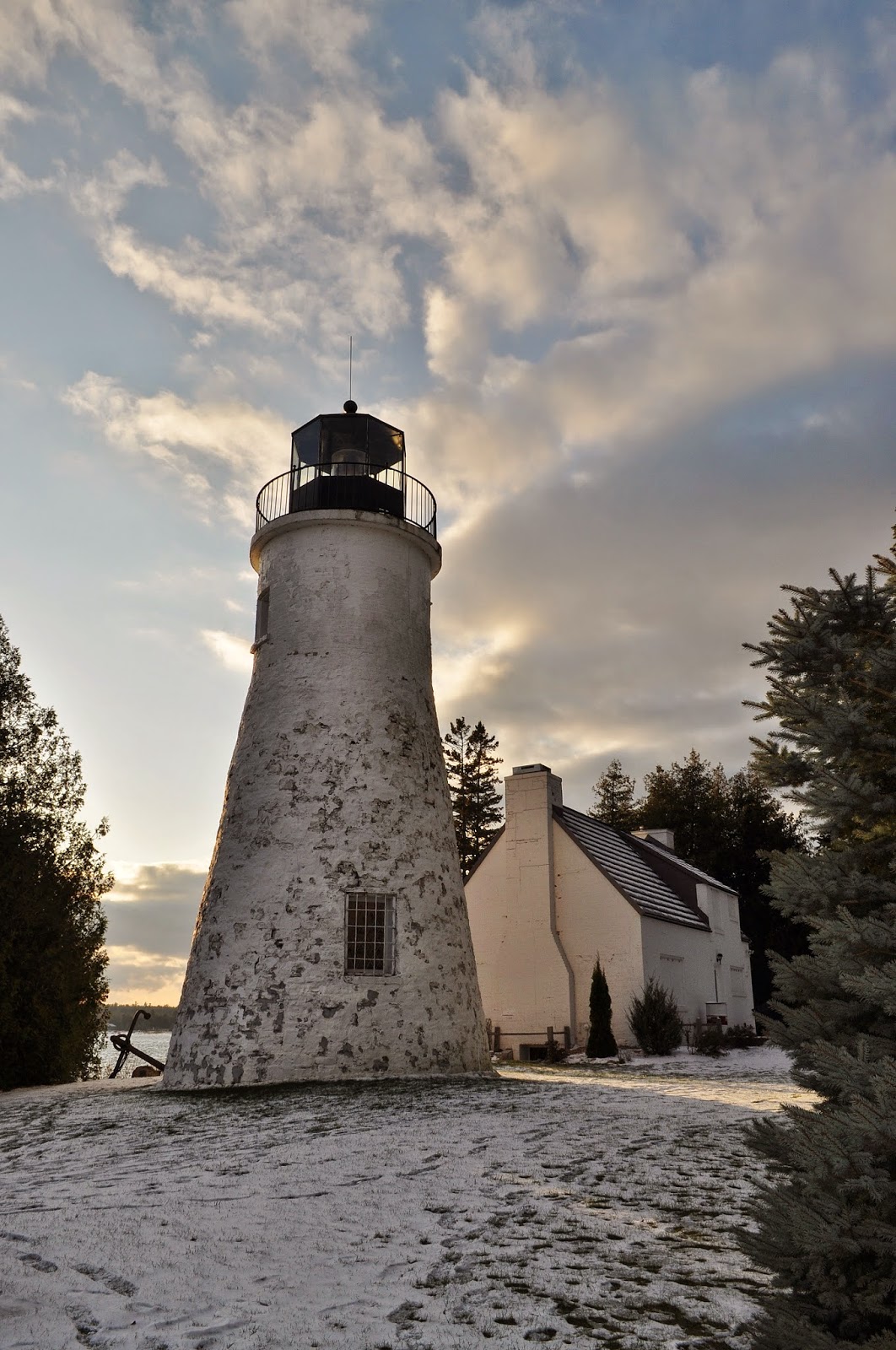 WCLIGHTHOUSES "OLD" PRESQUE ISLE LIGHTHOUSEMICHIGAN