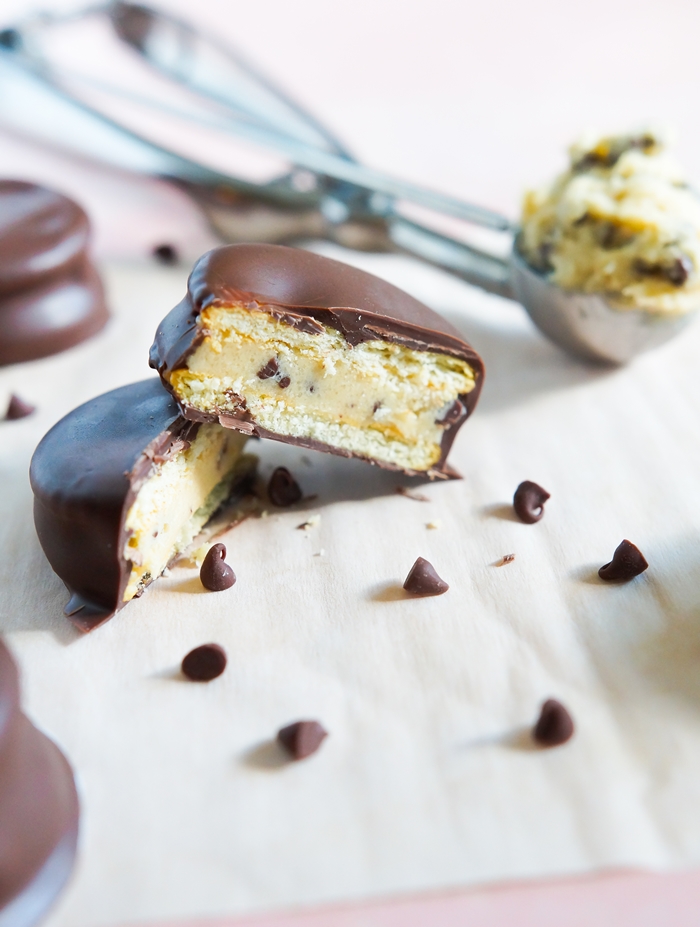 Chocolate-dipped Cookie Dough-filled Ritz Crackers