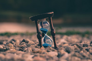 an extra hour.... www.momentsofpositivity.com