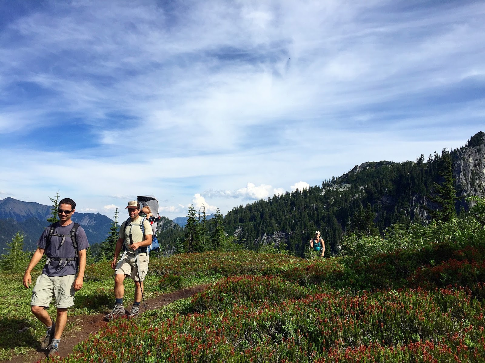 RunHikePlay Hiking Lake Valhalla and Mt. McCausland with the Fam 8/13/16