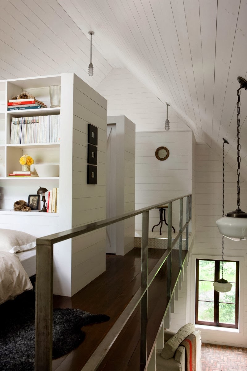 Diseño Interior con un Toque Rústico y Elementos Modernos