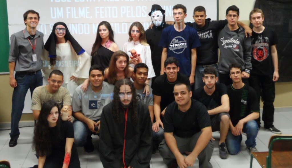 Alunos do projeto Cine Terror 6D 