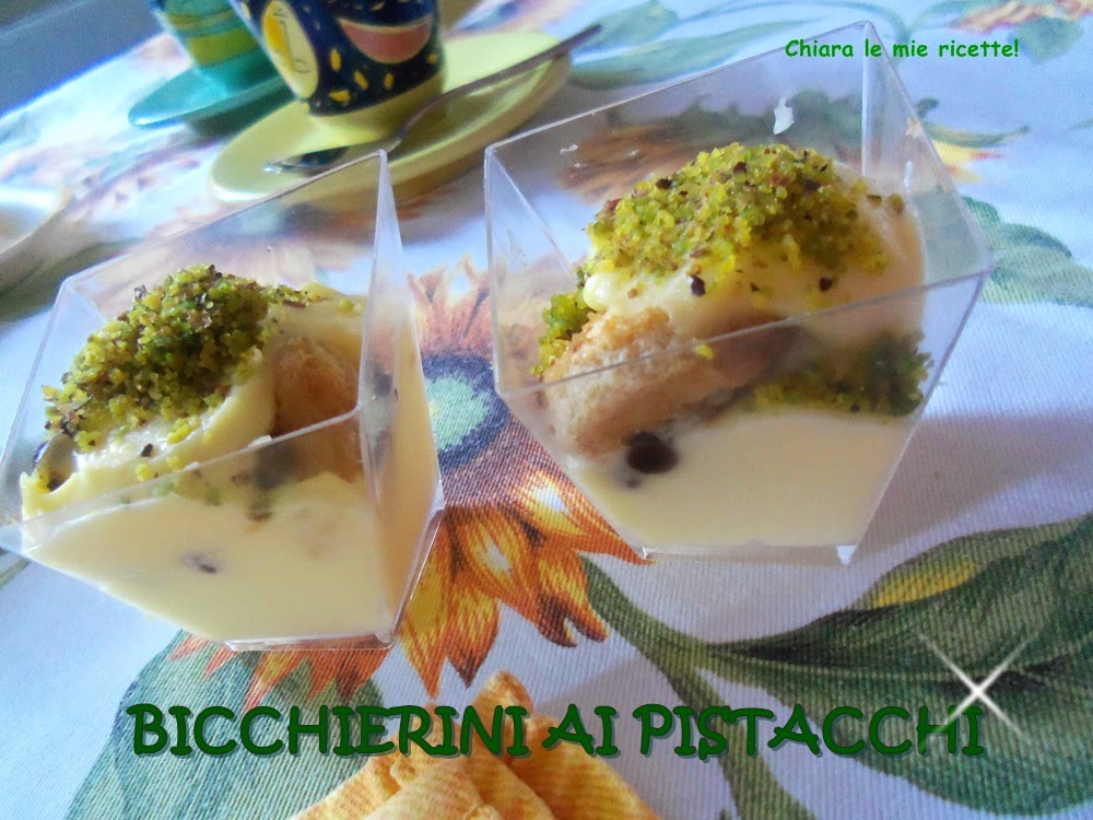 bicchierini ai pistacchi