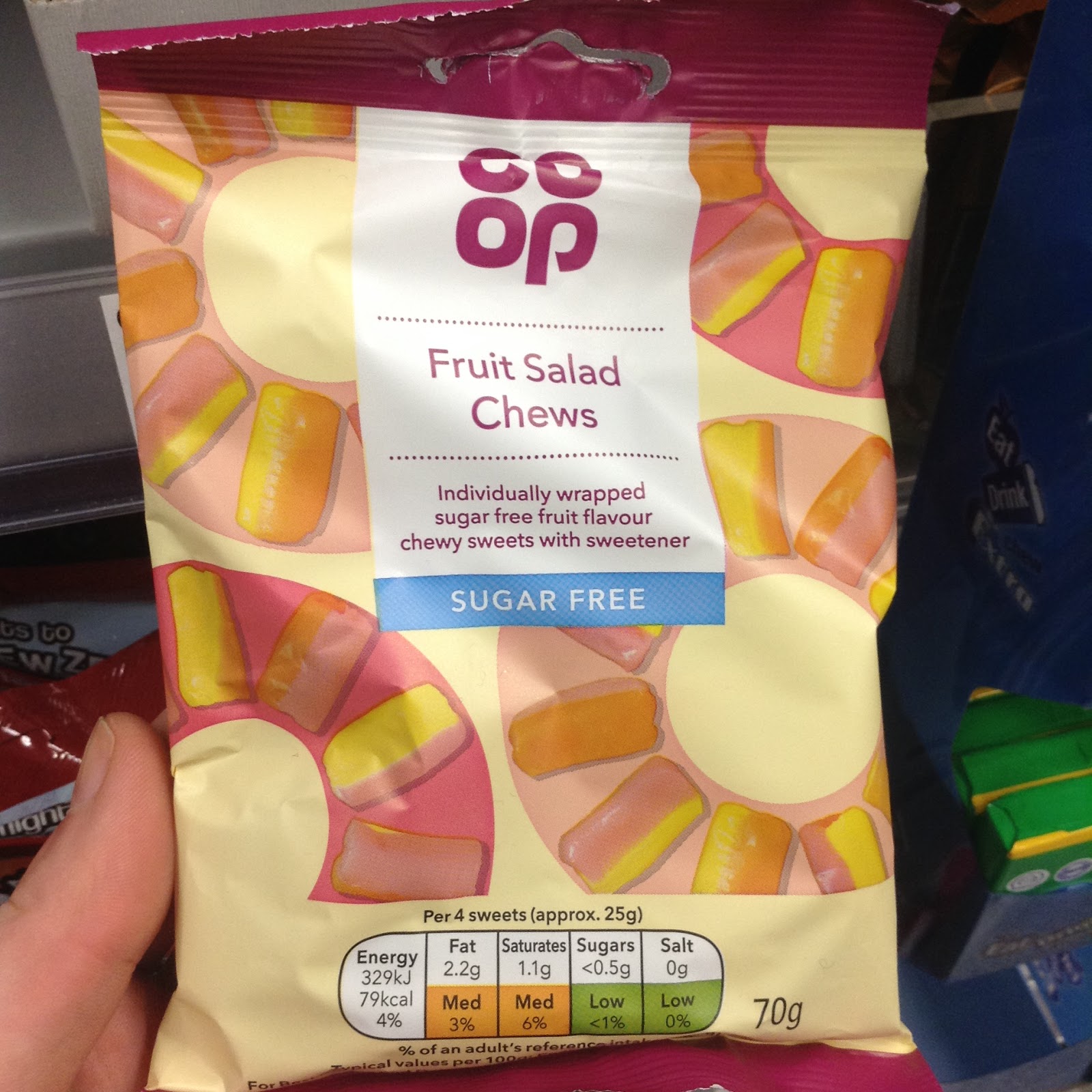 New Products Kinder Bueno Coconut, Poundland Twin Peaks, Pringles