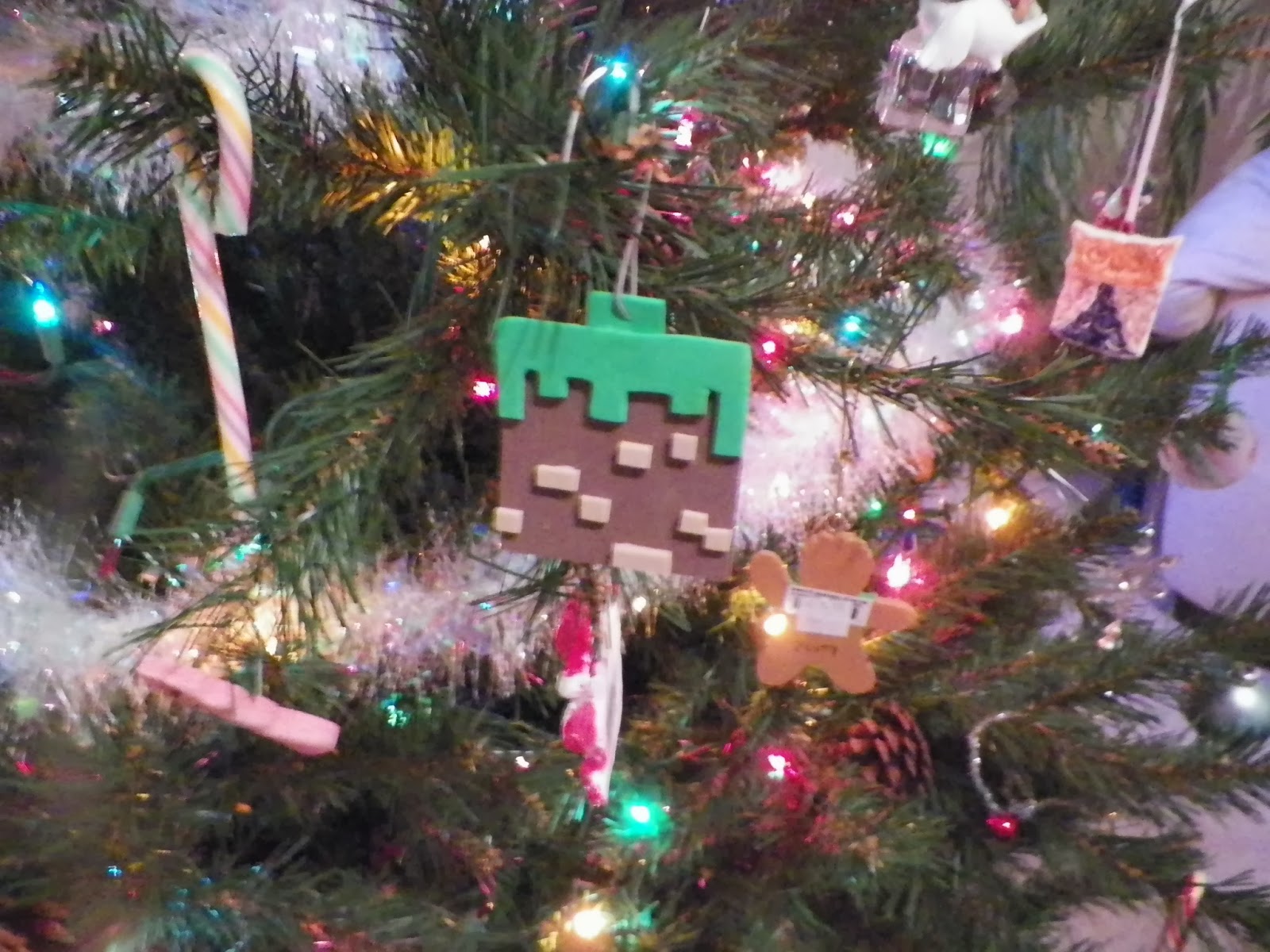 Cassie's Creative Crafts DIY Minecraft Ornaments