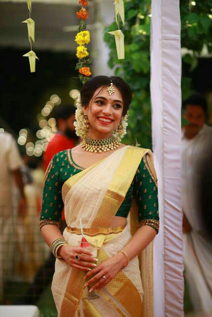 Shaalin Zoya in Kerala Saree  South Indian Actress