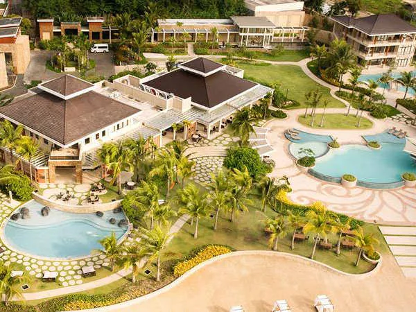 Top hotels around the Philippines for a luxurious getaway