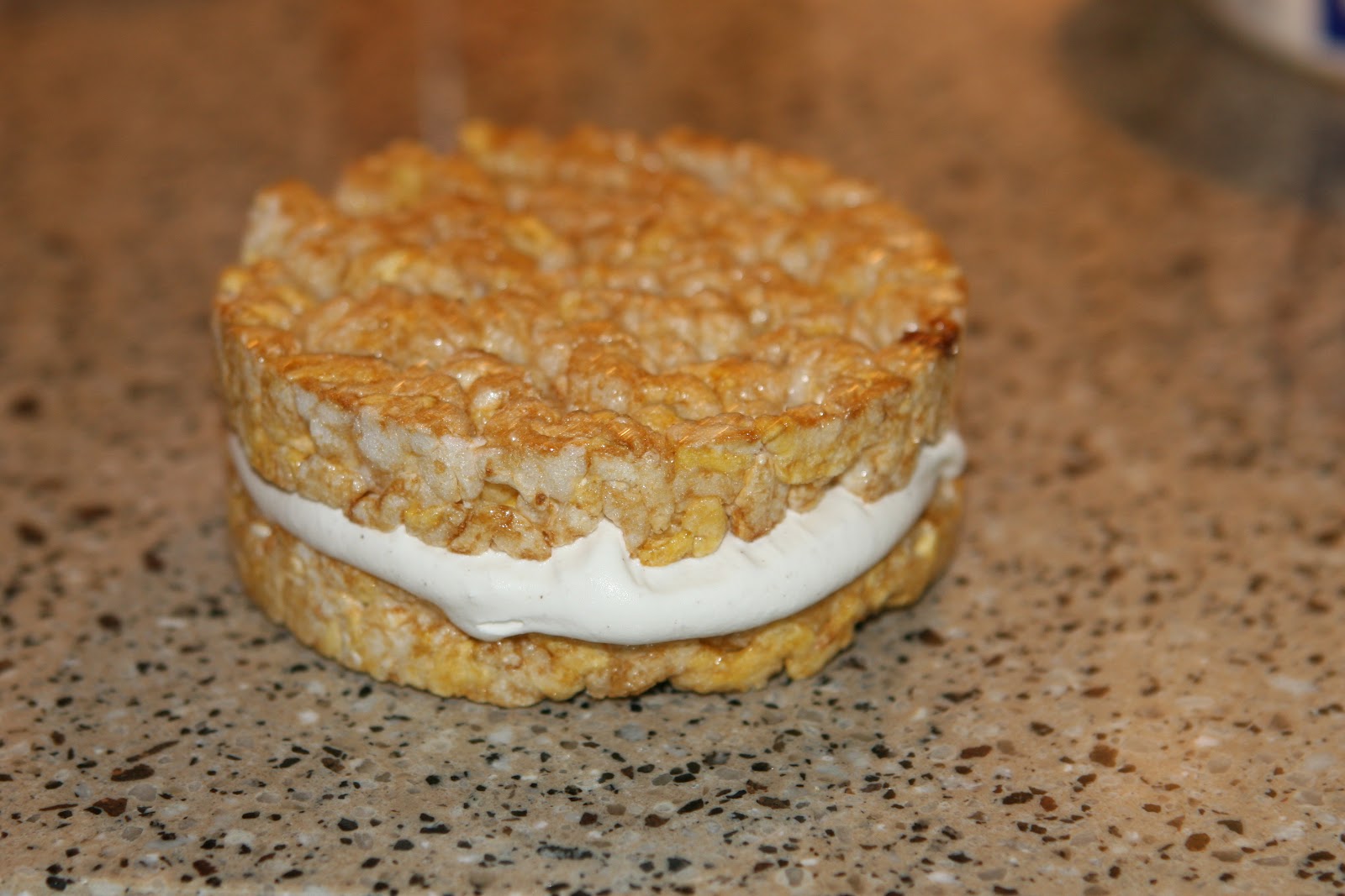 Girly Girl Designs Easy and good rice cake snacks...