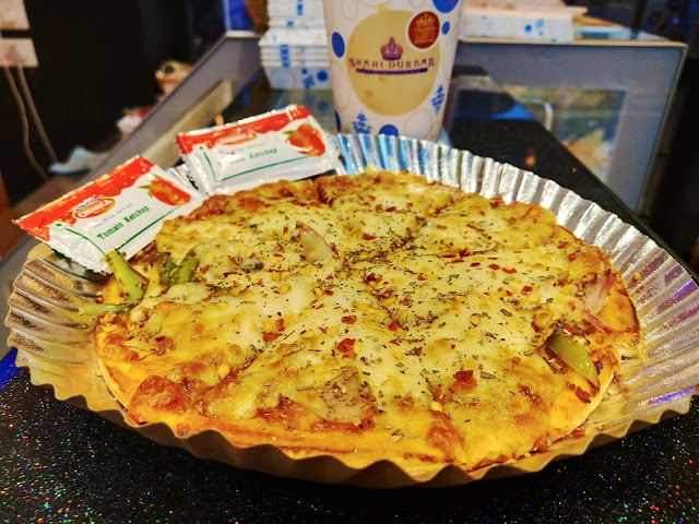 Veg Mozzarella Cheese Pizza Shahi Durbar Mumbai