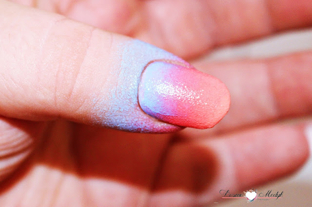Paznokcie ombre krok po kroku z lakierami Rimmel Super Gel nr. 032, 031, 052. Paznokcie ombre krok po kroku z lakierami Rimmel Super Gel nr. 032, 031, 052.