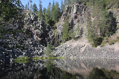 Pelkosenniemi Pyhätunturi Pyhänkasteenlampi