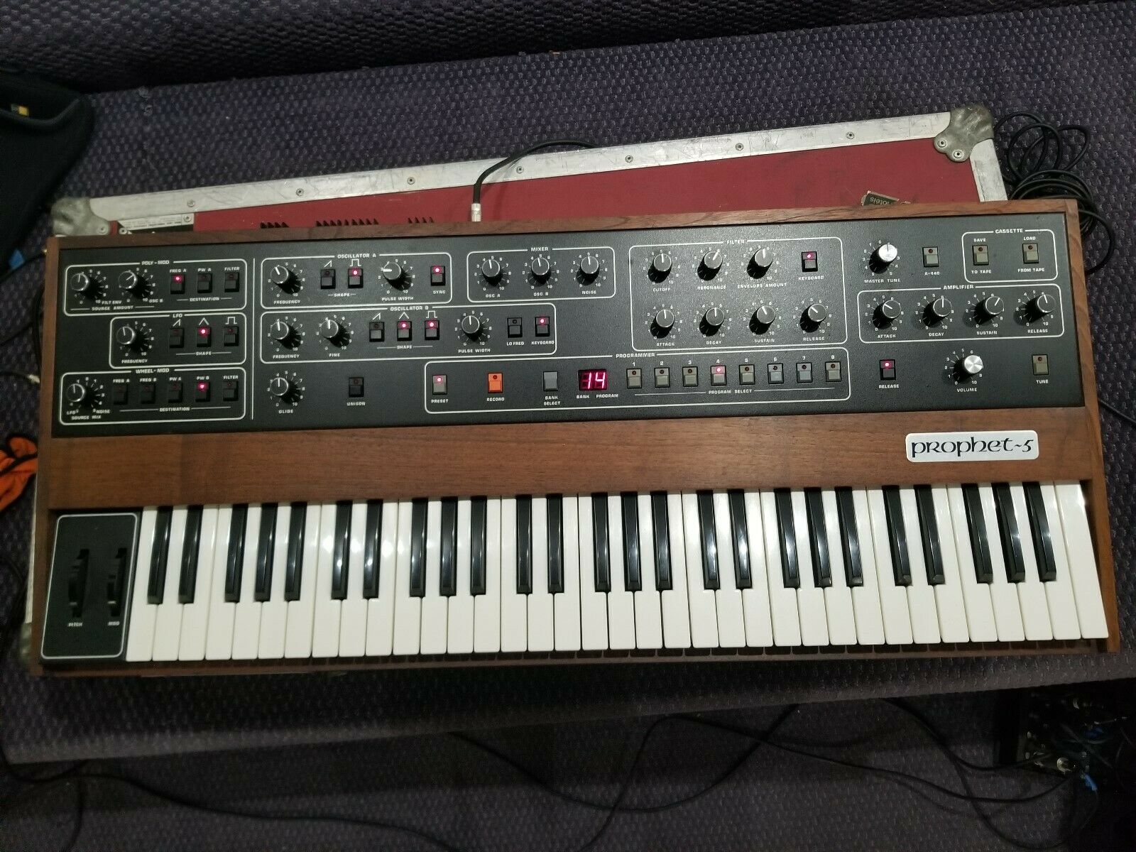MATRIXSYNTH 1980s Sequential Circuits Prophet 5 Rev 3.3 Vintage Analog Synthesizer w/ MIDI