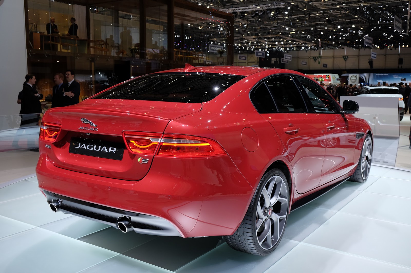 2017 Jaguar XE Priced From $34,900*, New 2016 XF From $51,900* | Carscoops
