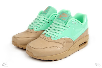 womens air max 1 vt qs