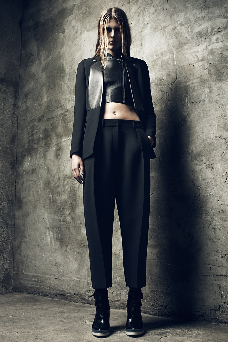 Wang hm. александр вонг 2021 показ. Aleksandr wang одежда женская. Wang одежда. Wang одежда.