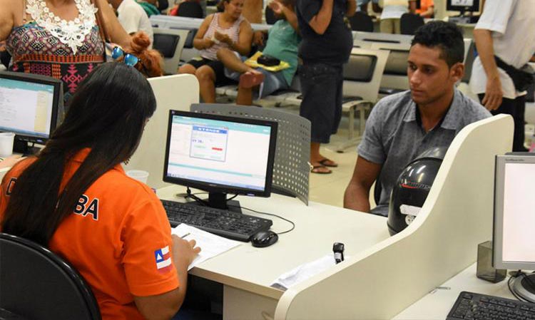 Novas taxas de serviço do Detran entram em vigor nesta quinta-feira (22)