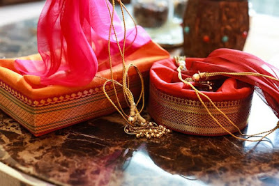 Diwali gifts for Friends Diwali gifts for Friends