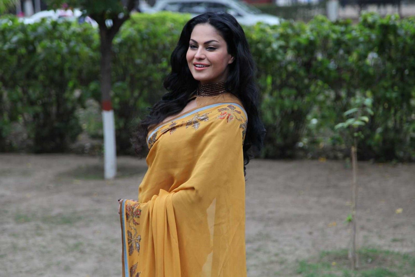 My Country Actress Veena Malik Latest Hot Stills In Saree