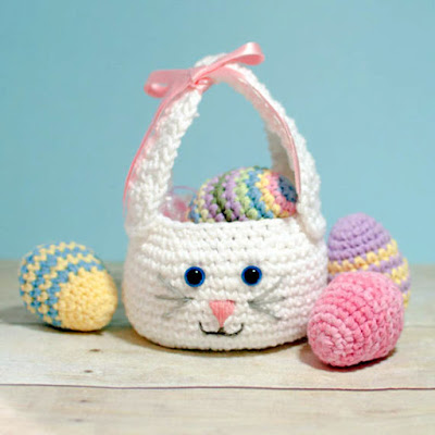 Crochet bunny Easter basket 