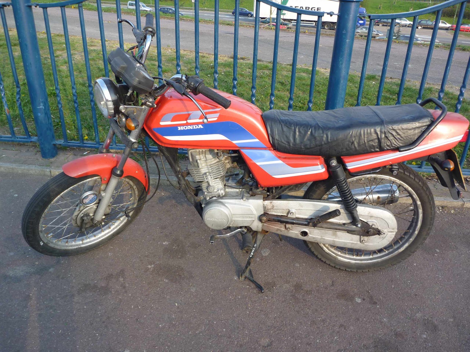 R4L: Honda CG 125