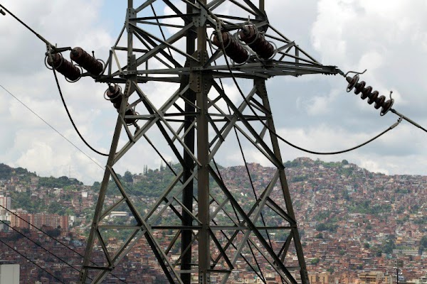 Se suspende el racionamiento eléctrico durante los fines de semana y viernes escolar Se suspende el racionamiento eléctrico durante los fines de semana y viernes escolar