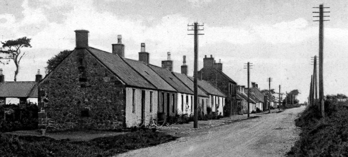 Tour Scotland Old Photograph Cottages Holywood Scotland