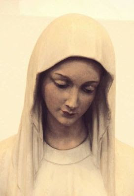 MARÍA DE LA ESPERANZA