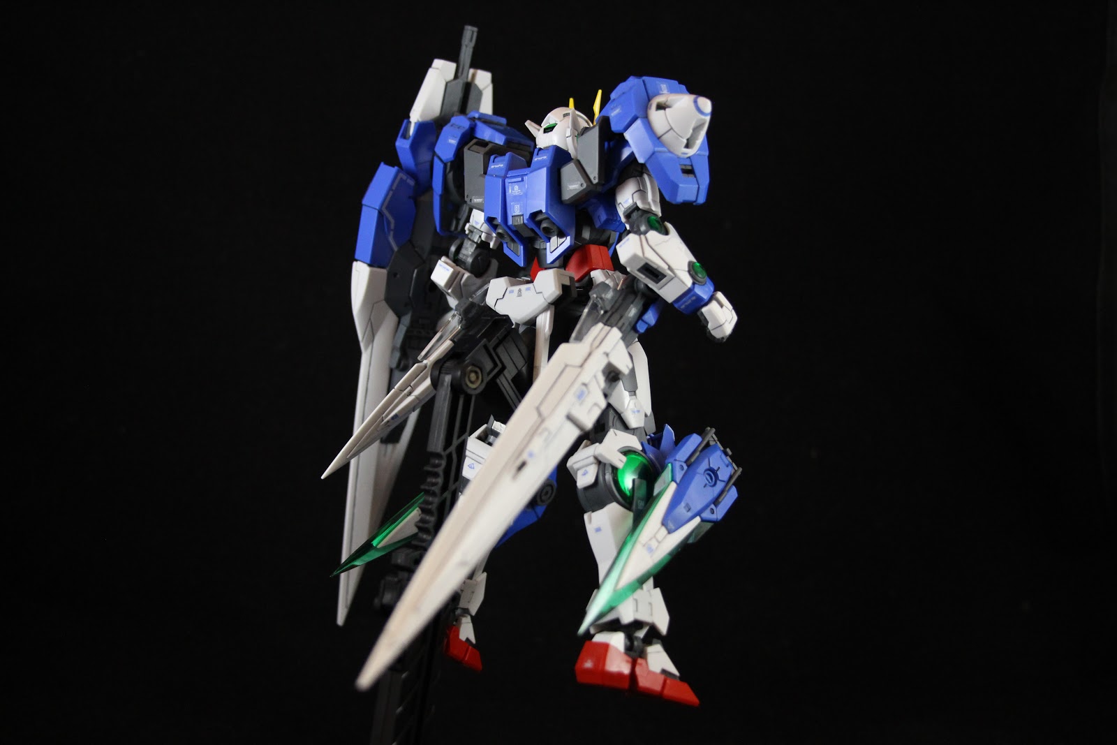 RG 00 Gundam Seven Sword