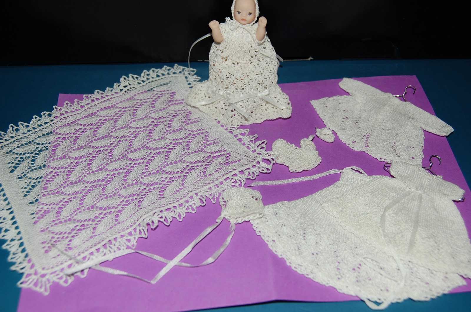 Dreaming of paris miniature knitting