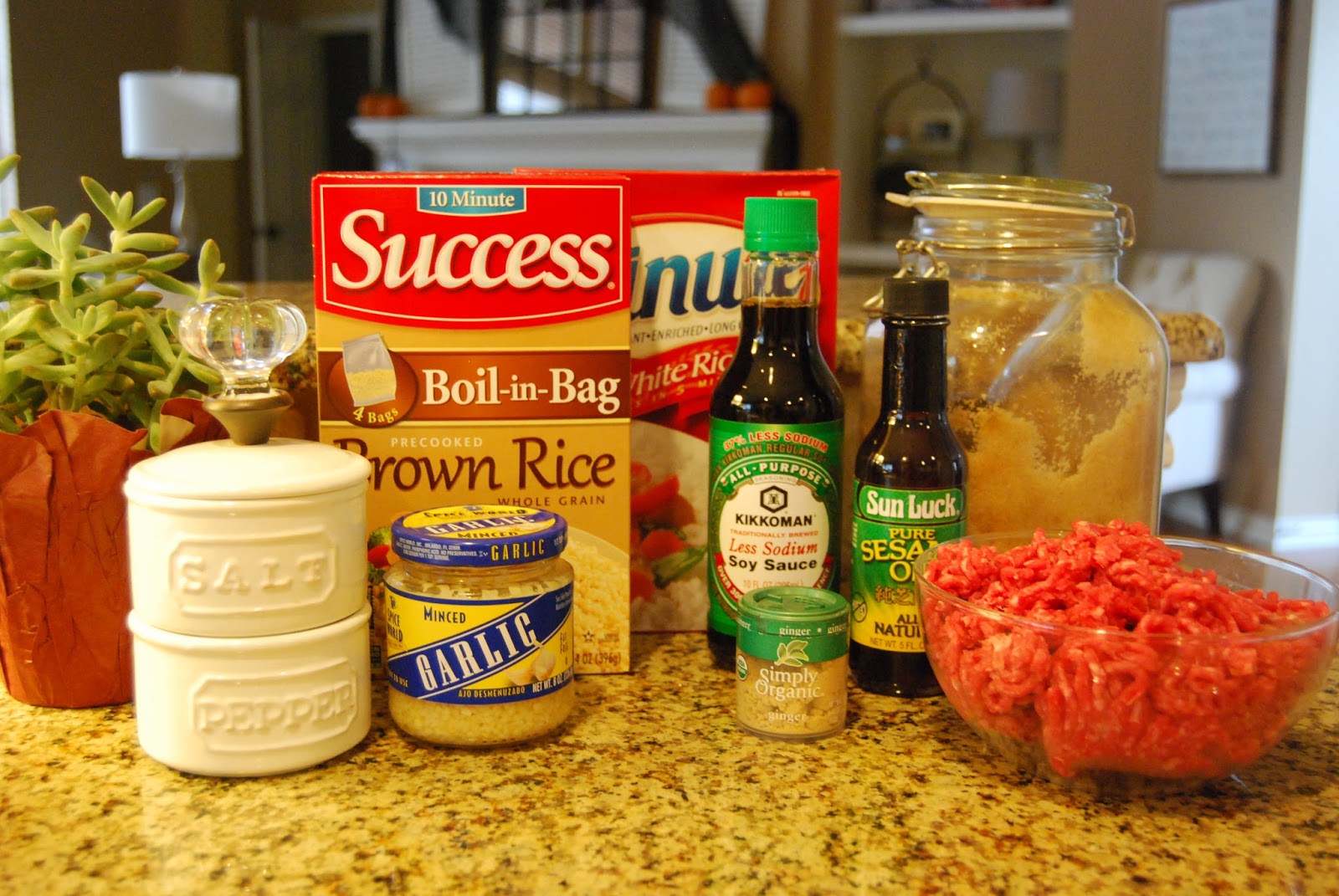 Momfessionals: Insanely Easy Thai Lettuce Wraps